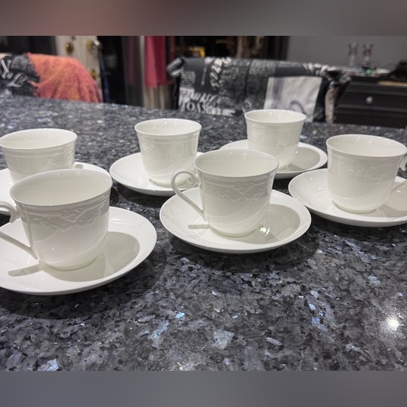 ☕️ Collectible Villeroy & Boch Fiori Weiss Tea Set | 6 Cups + 6 Saucers ☕️ - Picture 13 of 16